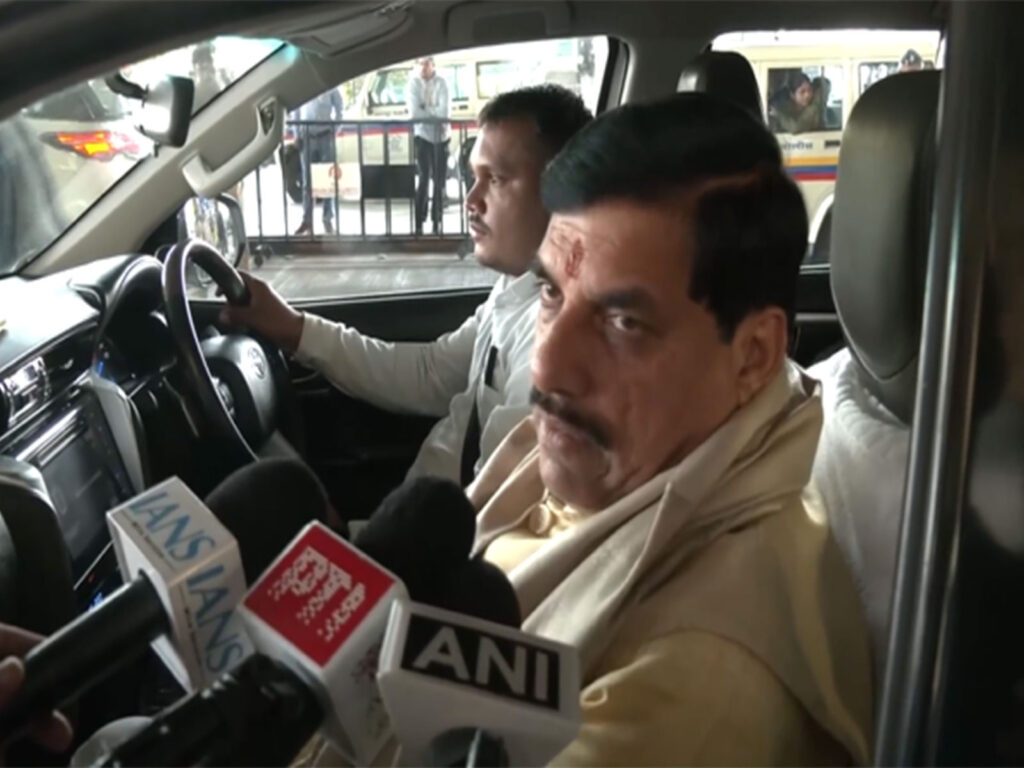 Madhya Pradesh Chief Minister Mohan Yadav termed Mani Shankar Aiyar's statement on stopping 'Operation Sindoor' as unfortunate, said "Congress leader should apologize"