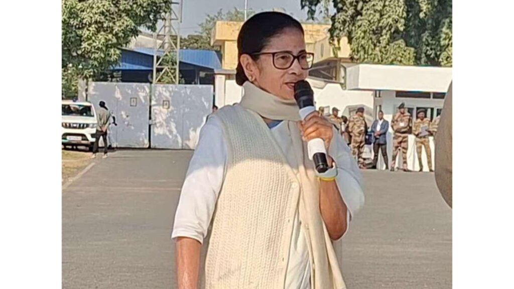 Mamata Banerjee blames BJP for violence against migrant workers, says "they are killing our people"