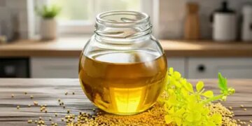 Mustard oil is a natural moisturizer for winter, provides relief from dry skin.