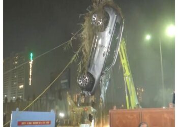 NDRF team recovered the car of 27 year old deceased engineer youth in Noida.