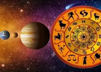 New Year 2026 Horoscope: 4 auspicious yogas will be formed on the very first day of the new year, today the doors of luck will open for these three zodiac signs.