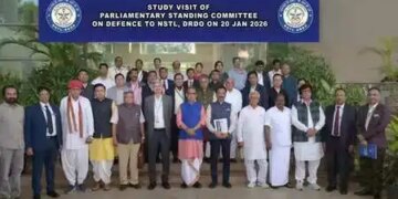 संसदीय स्थायी समिति ने रक्षा पर एनएसटीएल, विशाखापत्तनम का दौरा किया