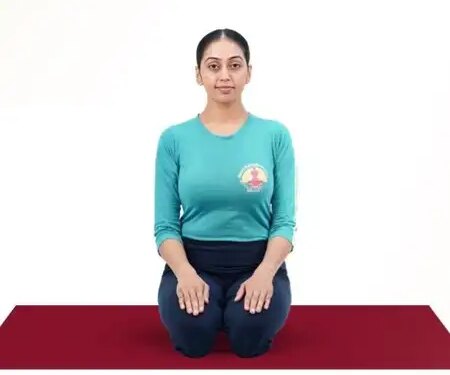 Period cramps, swelling and pain will no longer bother you, these yoga asanas will relieve the pain.