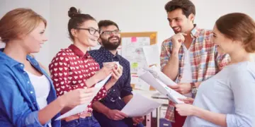 Personality Traits: Your attire tells what kind of person you are, people notice these 7 things first