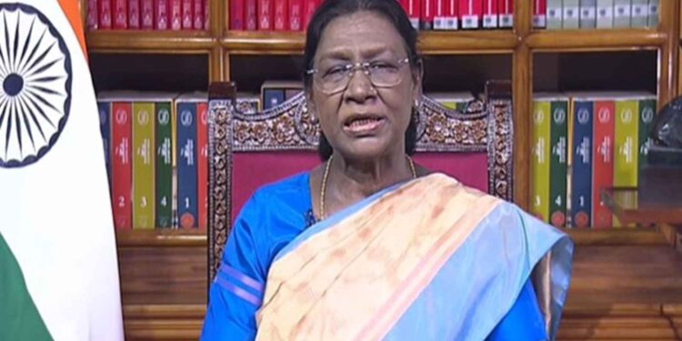 President Draupadi Murmu's message before Republic Day, said- 'India will become developed only through women leadership'