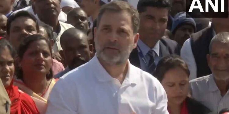 Rahul Gandhi attacked the government on Indore water tragedy, met the victims' families, said - 'Lives were lost due to negligence'