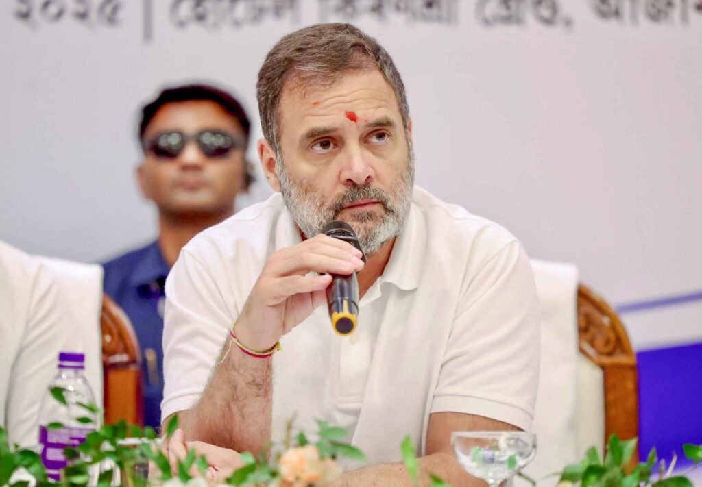 Rahul Gandhi's appeal on air pollution, urge to share experiences on 'Awaaz Bharat Ki' platform