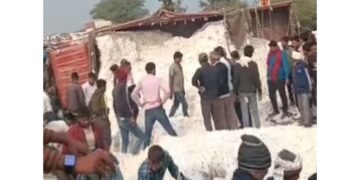 Rajasthan: 3 killed, 8 injured as truck laden with cotton overturns in Bundi; Om Birla met the injured