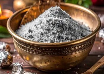 Rajat Bhasma: Powder made from purification of silver will give new energy to the skin and give natural glow.