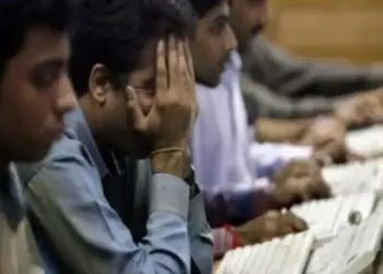 Stock Market Closing: Market closed with loss for the third consecutive day! Sensex falls 102 points, Nifty closes at 26,140