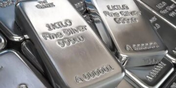 Stormy rise in silver prices! Price rose by ₹32,000 in just 2 days, know today's latest price