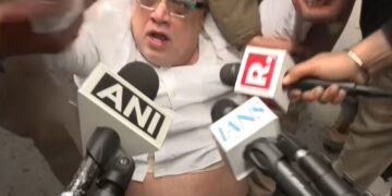 TMC angry over ED raid: MPs protest in Delhi, Mahua Moitra and Derek O'Brien detained