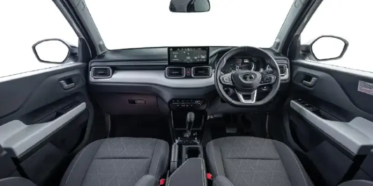 Tata Punch facelift will be launched in India on January 13, the company showed a new glimpse.