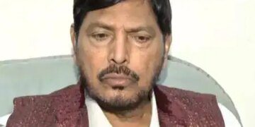 महाविकास अघाड़ी का काम केवल सवाल उठाना, निर्विरोध जीत स्वाभाविक प्रक्रिया का हिस्सा: रामदास आठवले