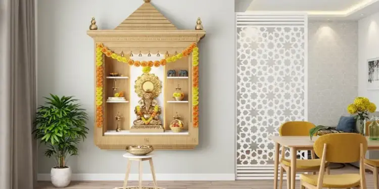 These 5 things kept in the temple of the house can bring poverty, according to Vastu, remove them from the house today itself.