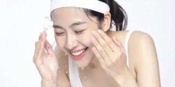 These natural remedies will give double the benefits of chemical-filled face wash, your face will glow.