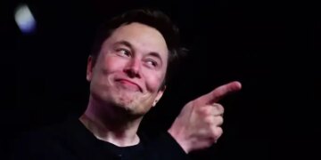 Want to know the formula for success? If you adopt these 7 things of Elon Musk in your life, then success will come and kiss your feet.