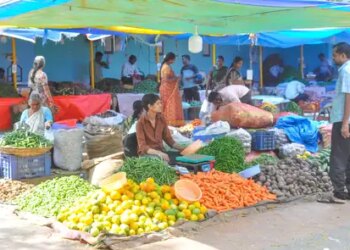 Wholesale inflation in India increased to 0.83 percent in December, prices of food items did not increase.