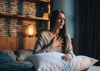 Why do people complain of chest pain in winter, what is the solution in Ayurveda?