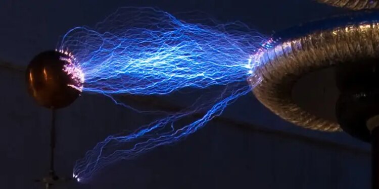 Will electric wires disappear from your homes soon? Know what is Wireless Electricity technology?