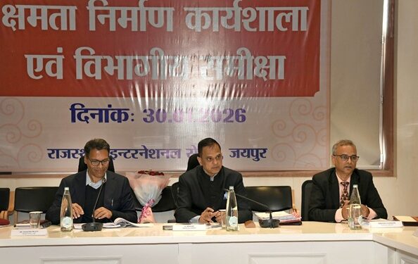 Work should be done towards developing Jaipur as a signal-free city: V. Srinivas
