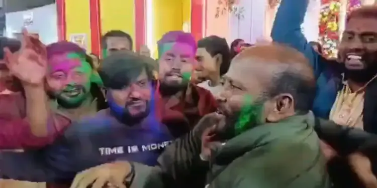 You will also be stunned after seeing the MLA's dance, he danced with the soldiers, now the video has gone viral.