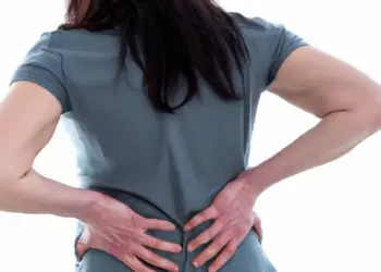 Young Adults Alert: Increasing hip pain at the age of 20-30 is a serious sign, know what the doctor has to say