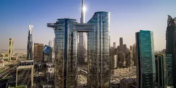 16500 rich people leaving UK and fleeing to Dubai, due to fear of tax now UAE has become the new destination