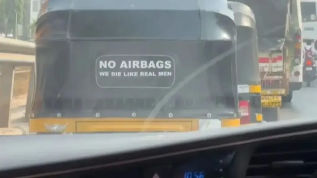 A guy wrote such a strange line in the auto, you will definitely laugh after reading it.