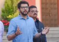 आदित्य ठाकरे ने मुंबई में स्मॉग के बीच कंस्ट्रक्शन पर एक सप्ताह के लिए रोक की मांग की