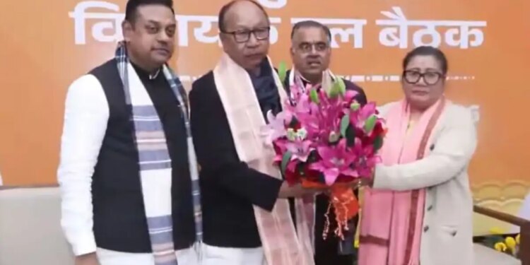 After the removal of President's rule, Yumnam Khemchand Singh became the CM of Manipur, know who got the post of Deputy CM