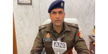 Agra: Speeding container truck collides with auto-rickshaw, 6 dead