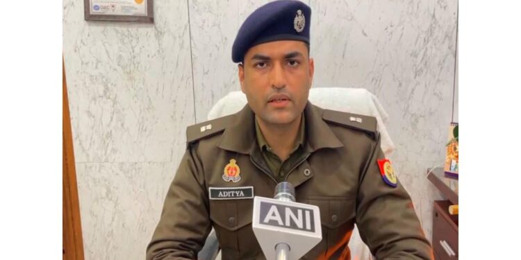 Agra: Speeding container truck collides with auto-rickshaw, 6 dead