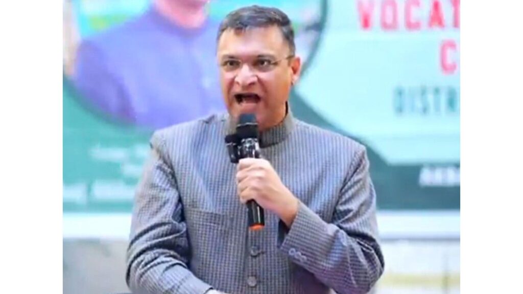 Akbaruddin Owaisi criticized the governments regarding the demolition, said 'There is no difference between BJP and Congress; Muslims are being targeted'
