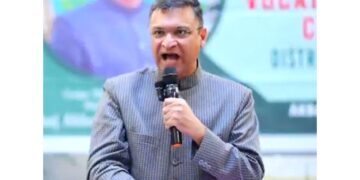 Akbaruddin Owaisi criticized the governments regarding the demolition, said 'There is no difference between BJP and Congress; Muslims are being targeted'