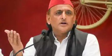 अखिलेश-मायावती ने बजट पर साधा निशाना, कहा- गरीब-बहुजन हितों की अनदेखी