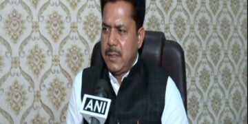 Assam: Borah resigns after dispute with Gogoi, political speculations intensify about joining BJP