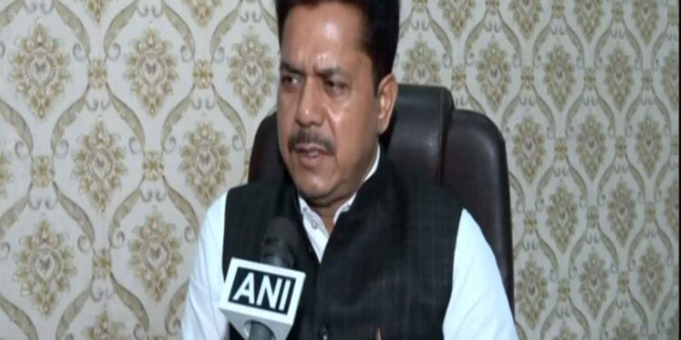 Assam: Borah resigns after dispute with Gogoi, political speculations intensify about joining BJP
