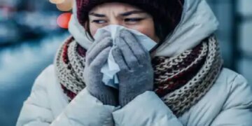 Be it dry or phlegmous cough, a home remedy will provide relief.