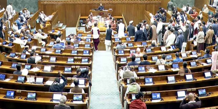 Budget session: Uproar in Parliament during Rahul Gandhi's speech, Lok Sabha adjourned for the day