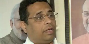 CM Mamata Banerjee is the biggest drama queen: Soumitra Khan