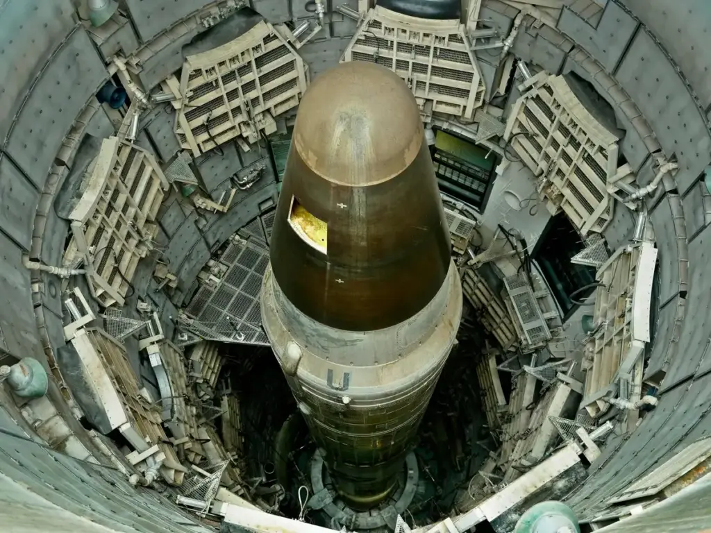 China's dangerous game! Nuclear bombs ready to destroy small cities, shocking revelation in report