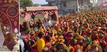 Flood of devotion in Dausa: Grand opening of 251 Kundiya Shri Rudramahayagya with Kalash Yatra, Devanagari colored in saffron.