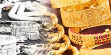 Gold and silver prices fell today, know in the video, silver fell by Rs 5,835 to Rs 2.61 lakh per kg, gold came to Rs 1.56 lakh