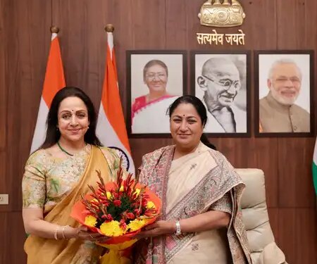 Hema Malini met Delhi CM Rekha Gupta