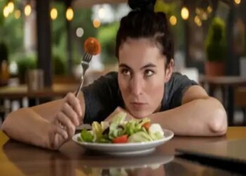 How much food taken becomes medicine, know the correct rules from Ayurveda