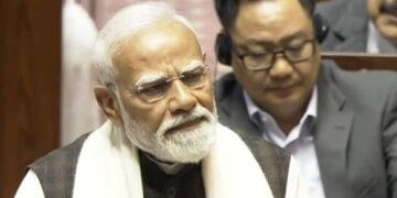 'If you see the mirror, where will you hide your truth...', PM Modi's taunt at the opposition in Rajya Sabha