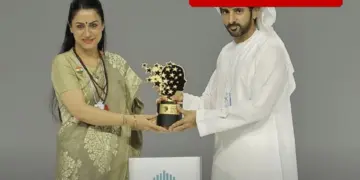Indian teacher in Dubai gets a big reward of 1 million dollars, Sheikh Hamdan honored