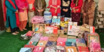 Kadamba's Kanyadaan became a great donation, a garland of hope: Society held hands of two destitute daughters of Khundroth.