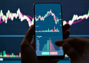 Lack of big triggers today, but earning opportunities remain! Traders should immediately note the target and stoploss of these top 20 stocks.